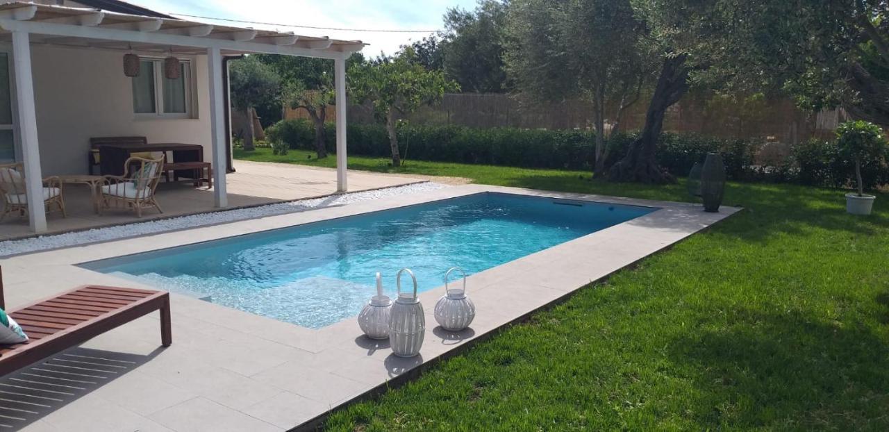 Villa Federica Con Piscina/With Pool Santa Maria Del Focallo Luaran gambar