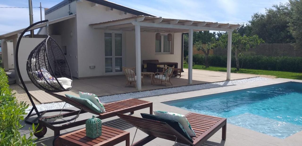 Villa Federica Con Piscina/With Pool Santa Maria Del Focallo Luaran gambar