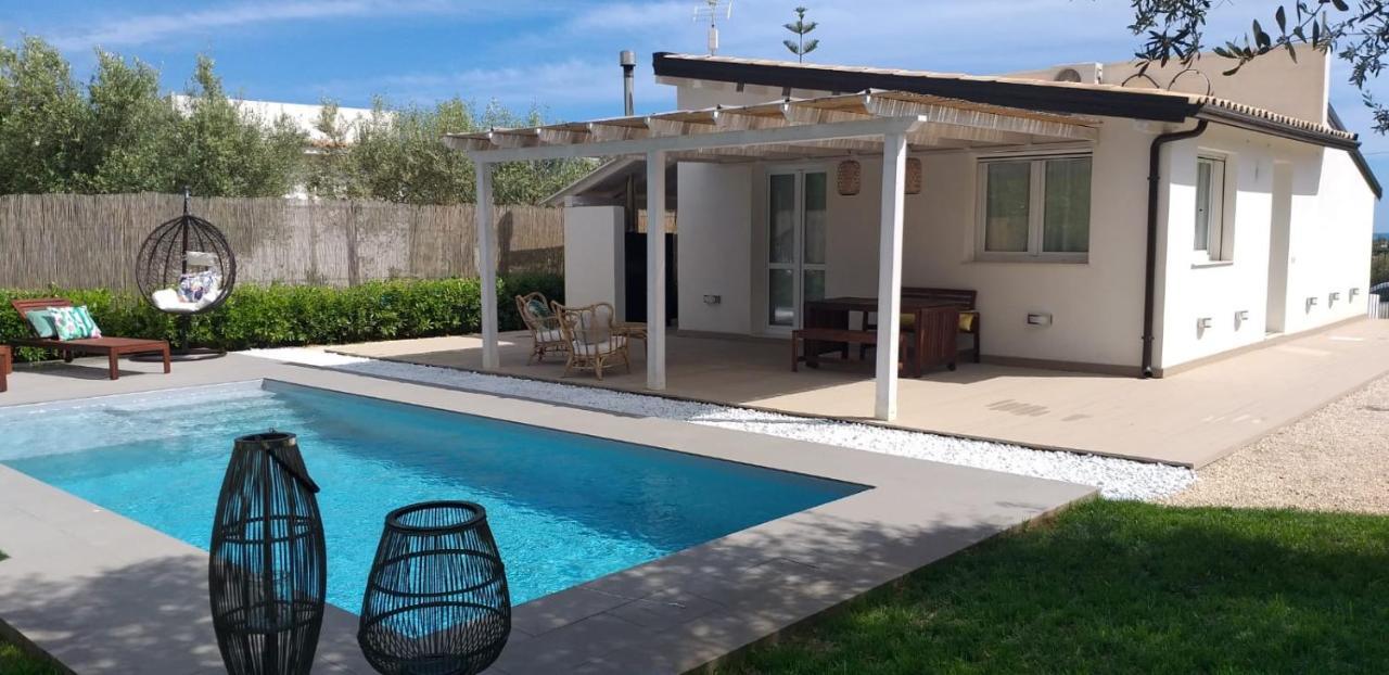 Villa Federica Con Piscina/With Pool Santa Maria Del Focallo Luaran gambar